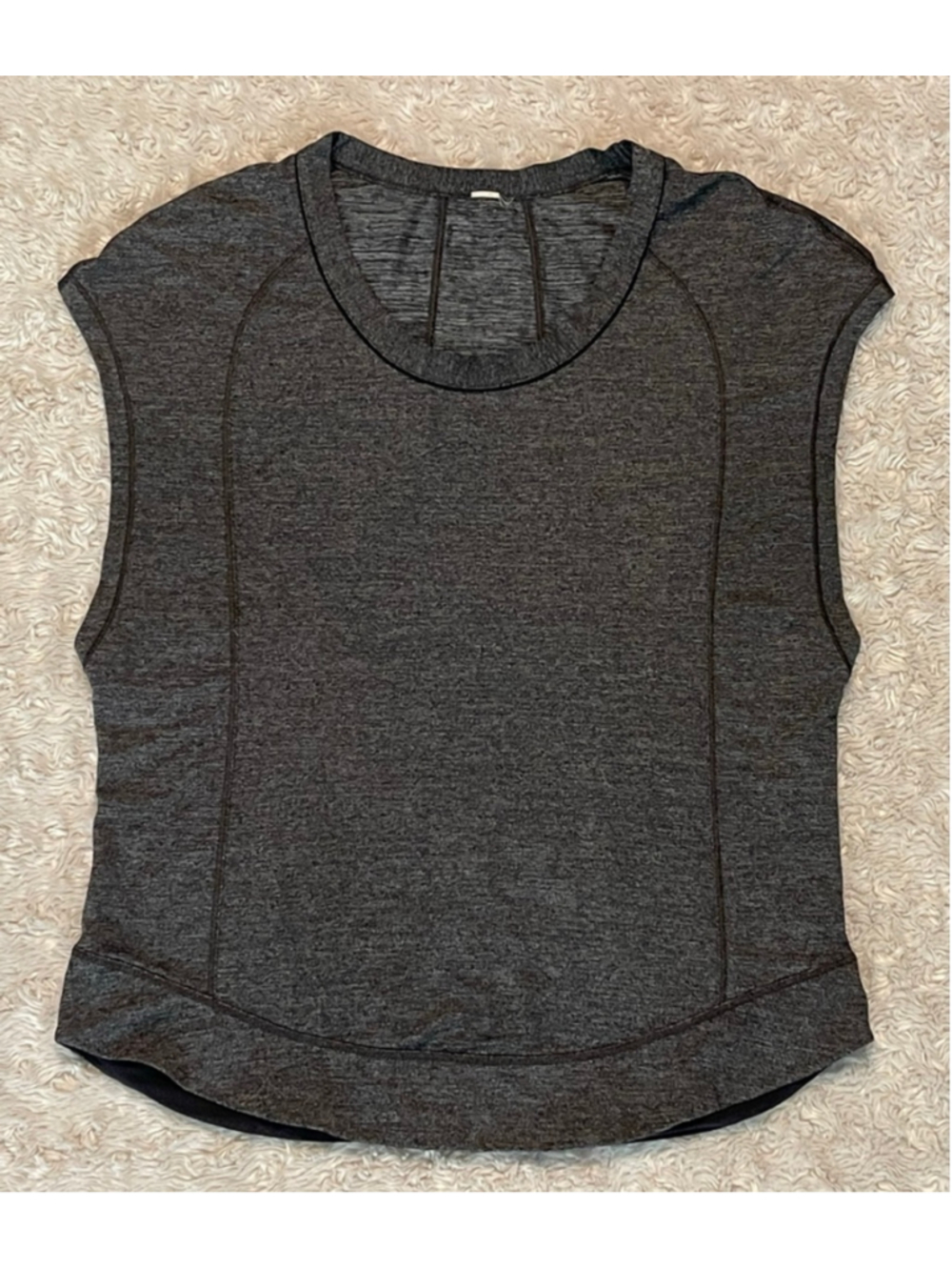 Lululemon Women’s Pace Perfect Short Sleeve, Approximate Size 4/6, EUC
